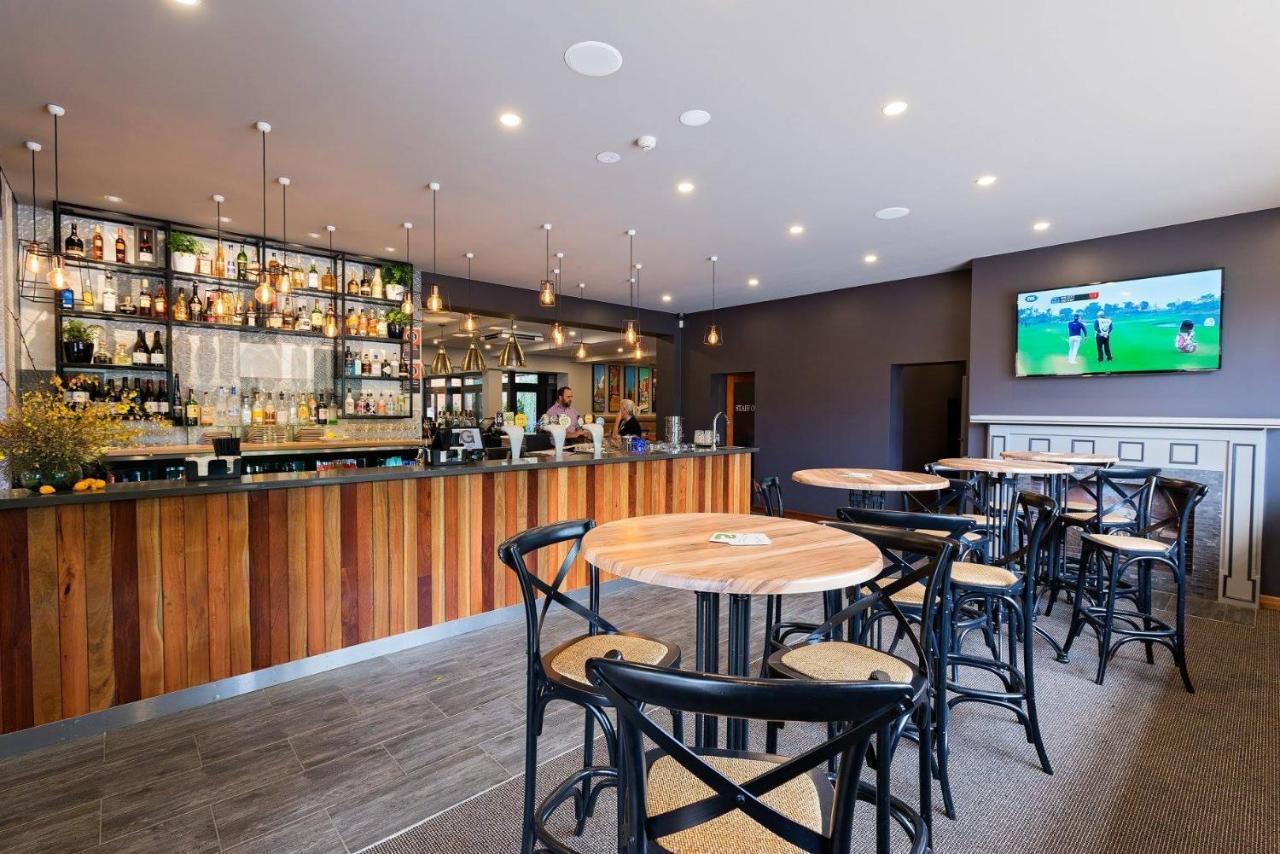 The George Hotel Bathurst Buitenkant foto